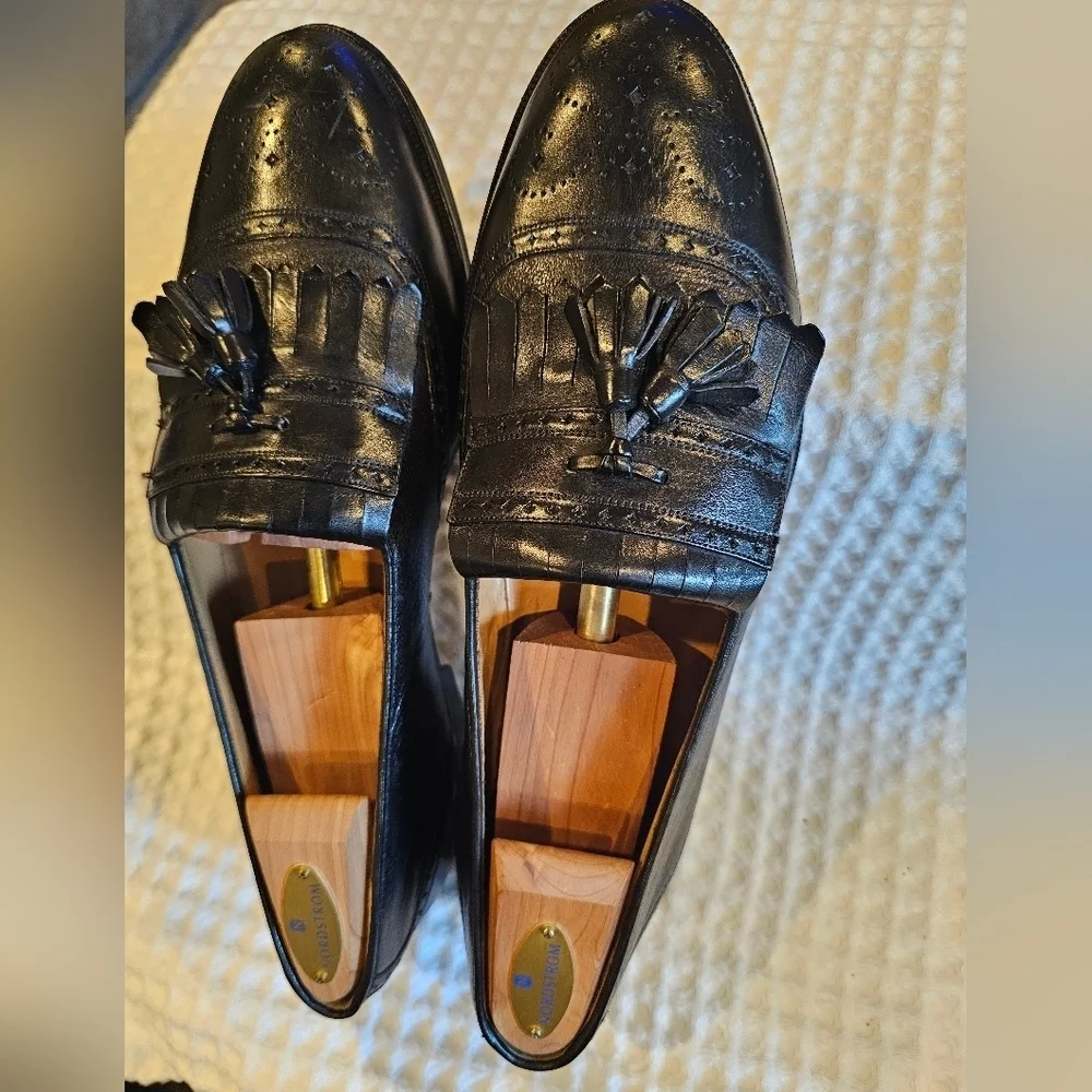 Mezlan Vintage Black Leather Tassel Jordan Wingtip Loafers Size 9.5